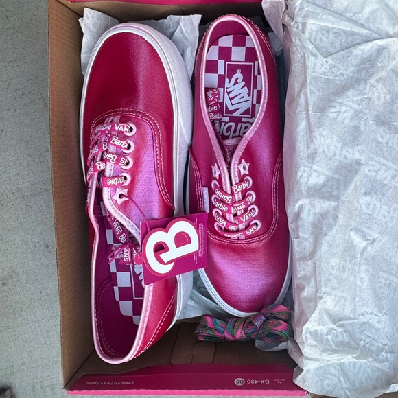 NEW pink Barbie platform vans sz 8 - Picture 5 of 9